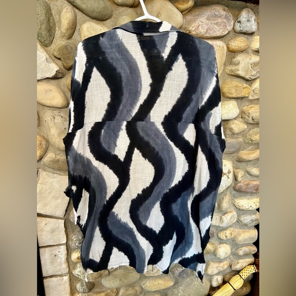 One Teaspoon 100% Cotton Oversized Button Up - Picture 6 of 6